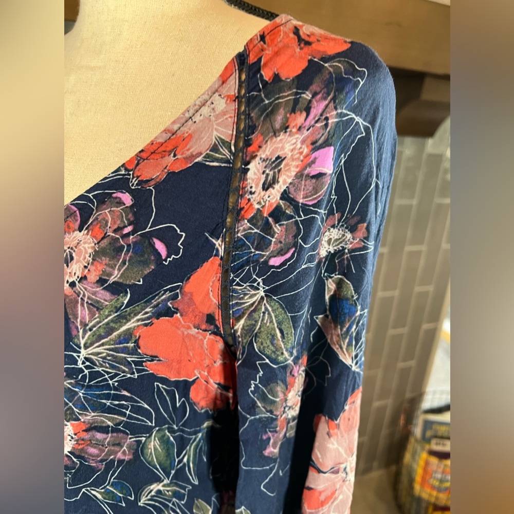 #153 Free People Navy Floral Long Sleeves Mini Dress Vneck Bell Sleeve Size 2 - Picture 5 of 7